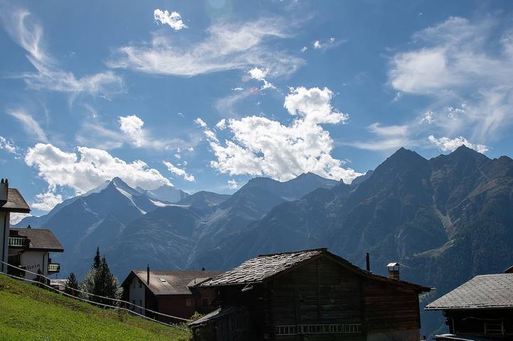 Ganze Ferienwohnung, Ferienwohnung Bergsonne - Bergsonne in Grächen, Walliser Alpen
