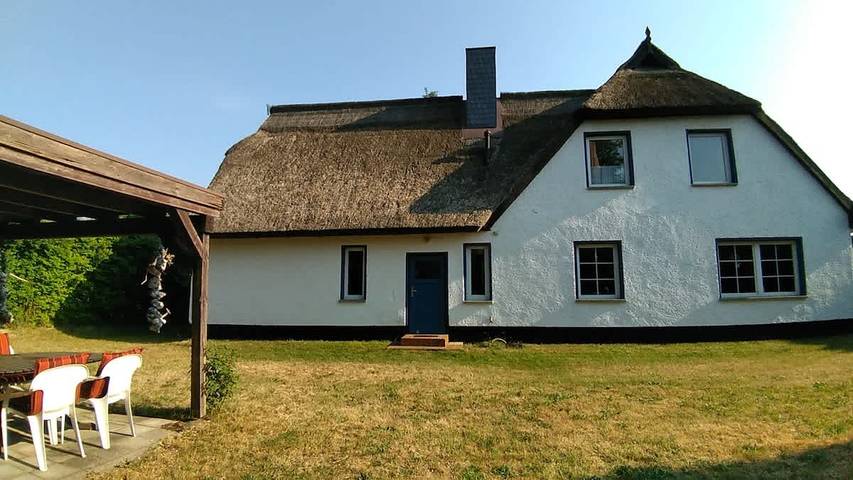 Ferienhaus für 7 Personen, mit Garten und Sauna in Gustow