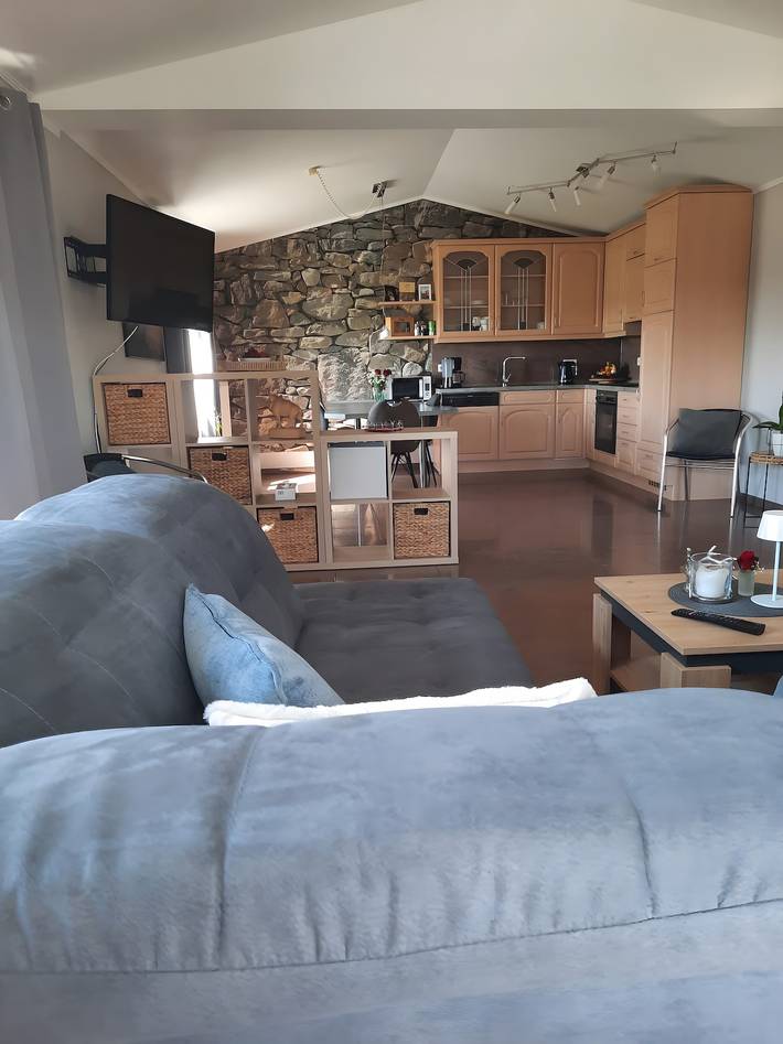 Appartamento intero, Appartamento 'Fewo Kleine Auszeit' con terrazza privata e Wi-Fi in Eifelkreis Bitburg-Prüm