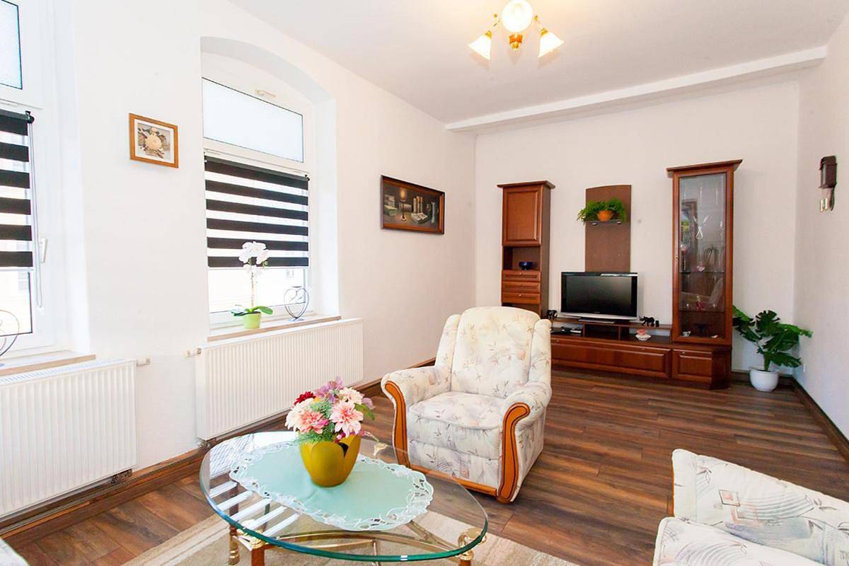 Ganze Wohnung, Two-Bedroom Apartment in Auerbach, Chemnitz und Umgebung