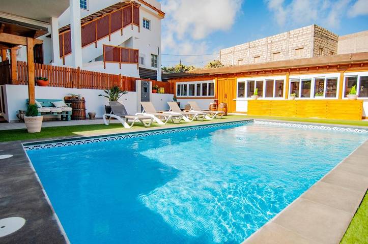 Casa rural para 5 personas, con vistas además de jardín y piscina en Arico - 4