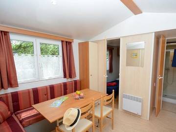 Camping für 4 Personen in Saint-Paul-en-Forêt, Draguignan Region, Bild 2