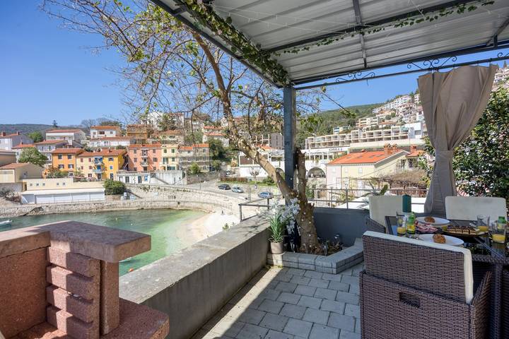 Gîte pour 5 personnes, avec balcon/terrasse à Labin - 2