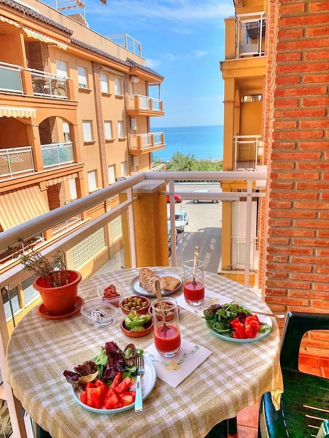 Apartamento de vacaciones para 2 personas, con piscina además de balcón y vistas - 1