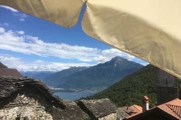 Gîte pour 6 personnes, avec balcon dans Lac de Côme
