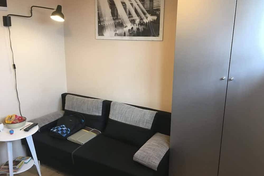 Appartement entier, Enchanting apartment with Wifi in vibrant Warszawa.Coozy place in the center! in Varsovie, Mazovie