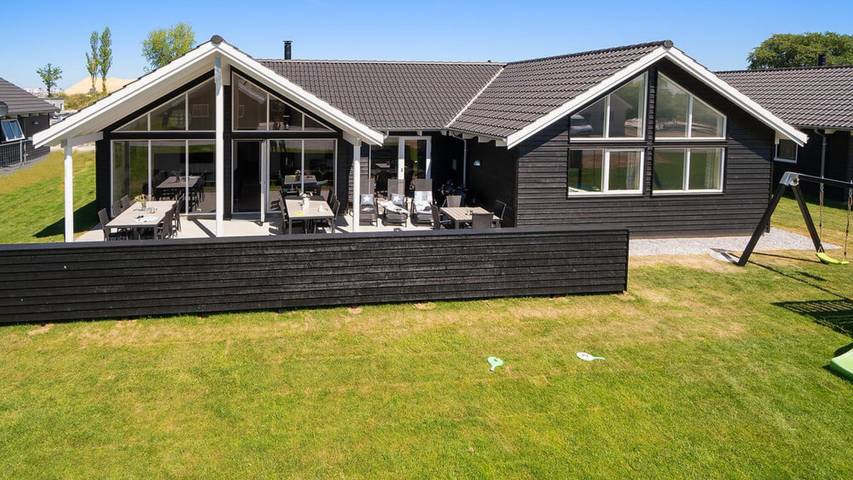 Ferienhaus für 16 Personen, mit Sauna in Olpenitz