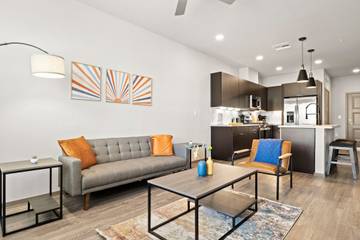 Vacation Rental for 5 Guests in Glendale, Arizona, Picture 2