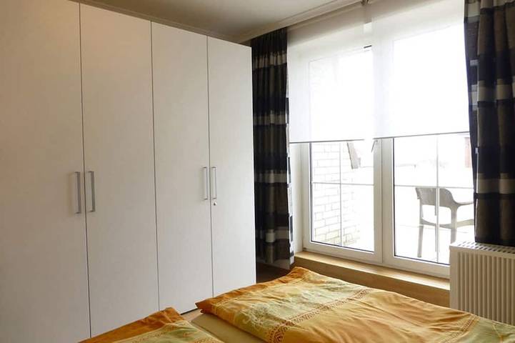 Apartamento entero, Apartamento en la playa con vistas al mar para hasta 4 personas. in Wangerooge