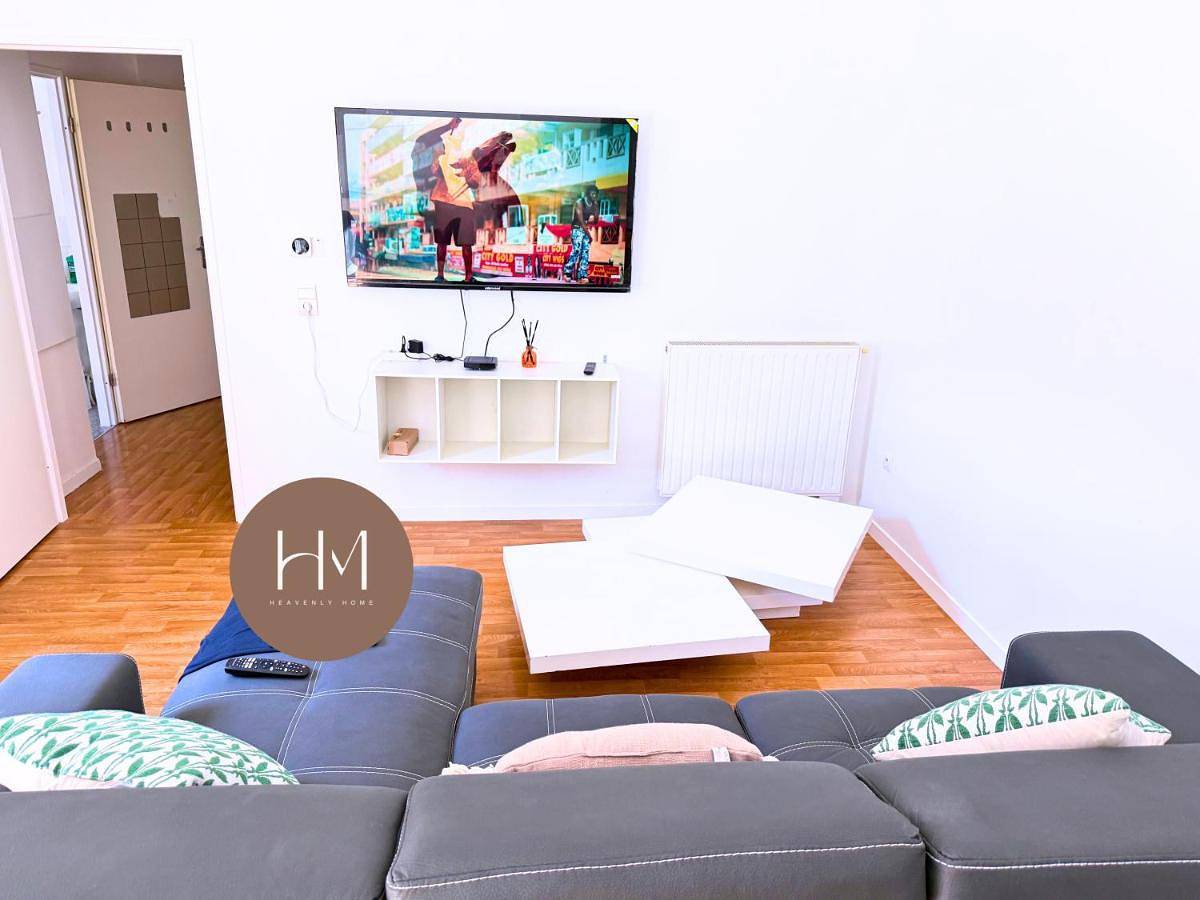 Appartement entier, One-Bedroom Apartment with Garden in Domont, Val-d'Oise