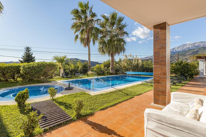 Casa rural para 10 personas, con jardín en Canillas de Albaida - 4