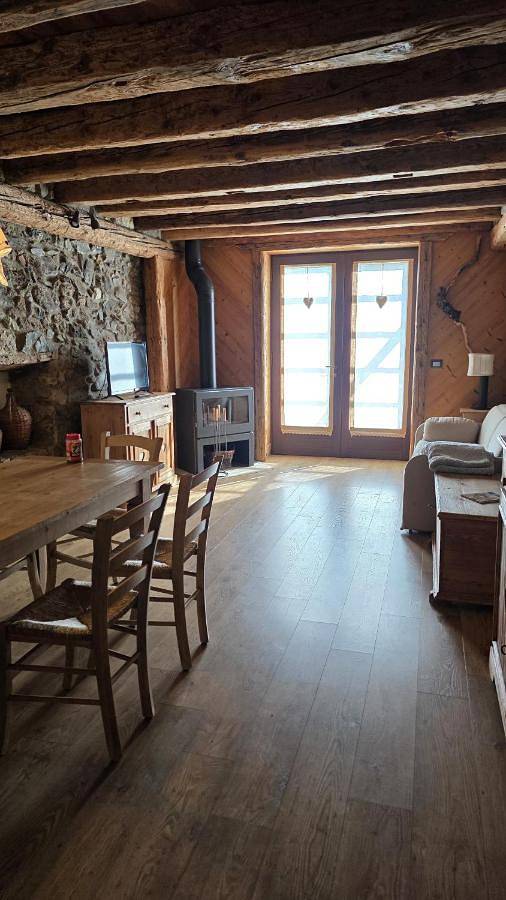 Gîte pour 4 personnes, avec jardin et vue, animaux acceptés à Ovaro - 2