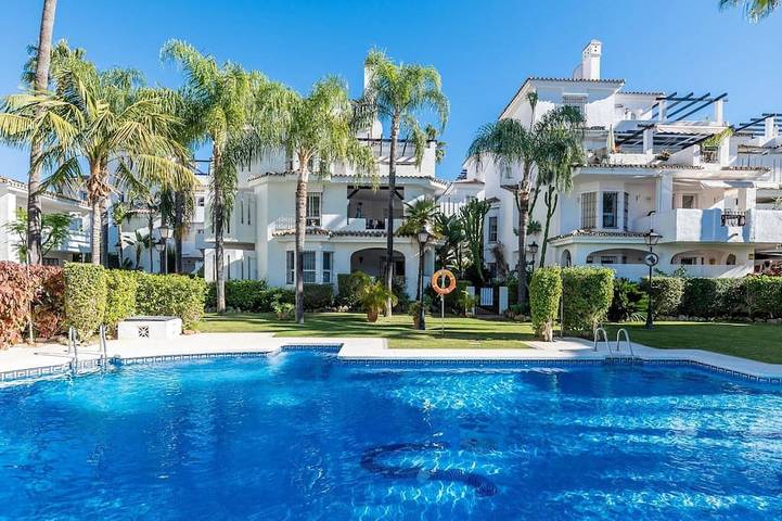 Appartamento per 4 persone, con terrazza in Los Naranjos de Marbella