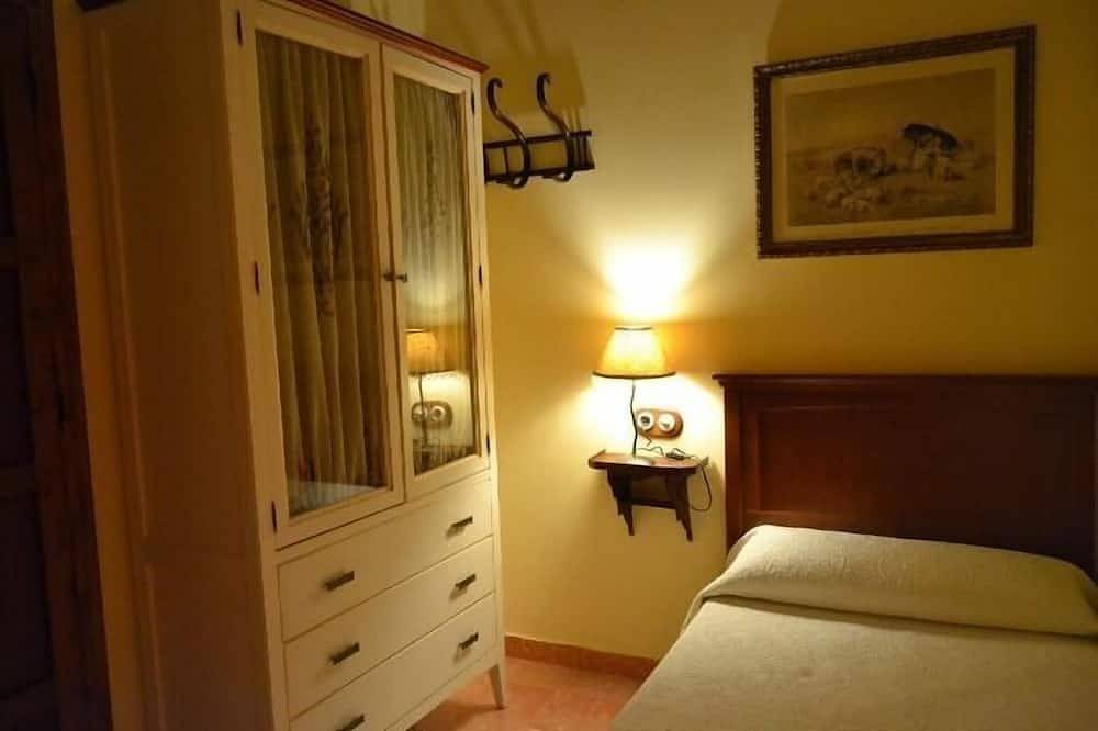 Landhaus, Familien, Paare ... Naturpark der Subbetica-Sägen in Rute, Sierras Subbéticas