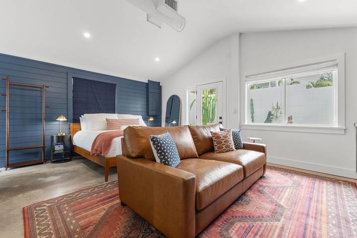 Ferienwohnung für 2 Personen, mit Garten und Balkon, kinderfreundlich in Tampa