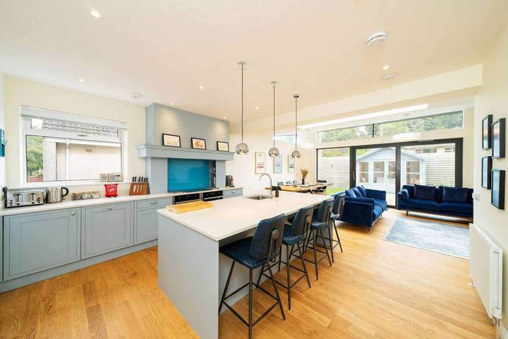 Holiday rental for 6 people, with garden and terrace, with pets in Dundee