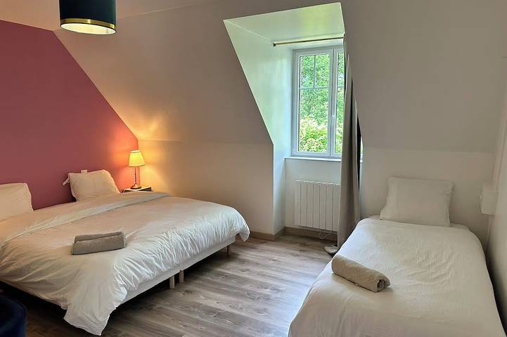 Location de vacances pour 10 personnes, avec balcon ainsi que jardin et jacuzzi, animaux acceptés à Saint-Ouen-les-Vignes - 4