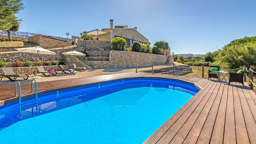 Finca mit Hund für 6 Personen, mit Terrasse und Pool sowie Sauna und Garten, mit Haustier in Artà