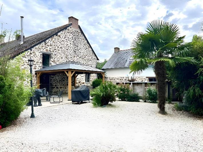 Tente pour 5 personnes, avec vue ainsi que piscine et jardin, animaux acceptés en Ille-et-Vilaine - 4