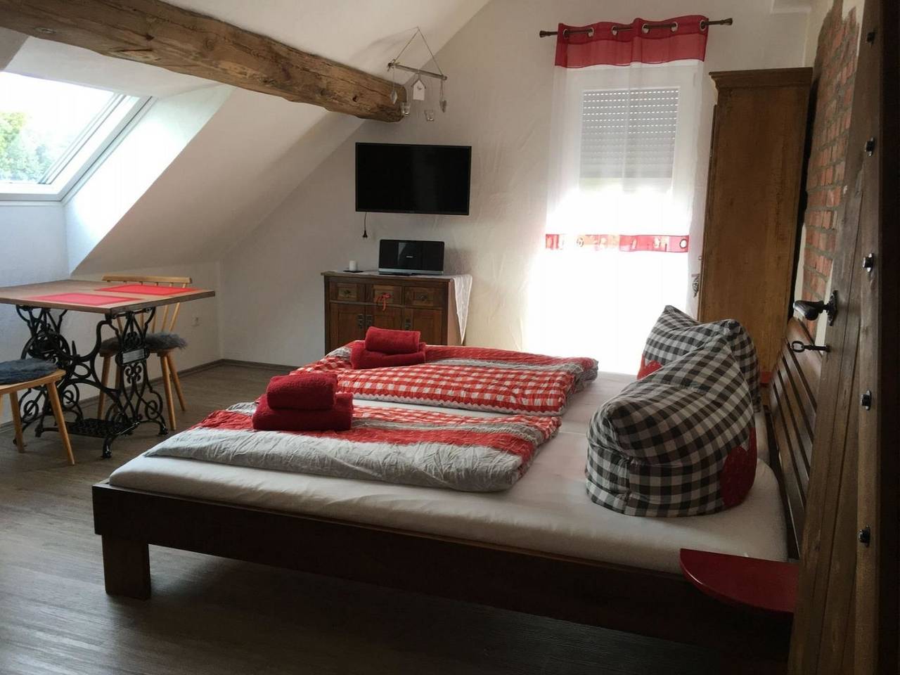 Ganze Ferienwohnung, Ferienhof Dipperz Ein-Zimmer-Appartement in Dipperz, Rhön-Hessen