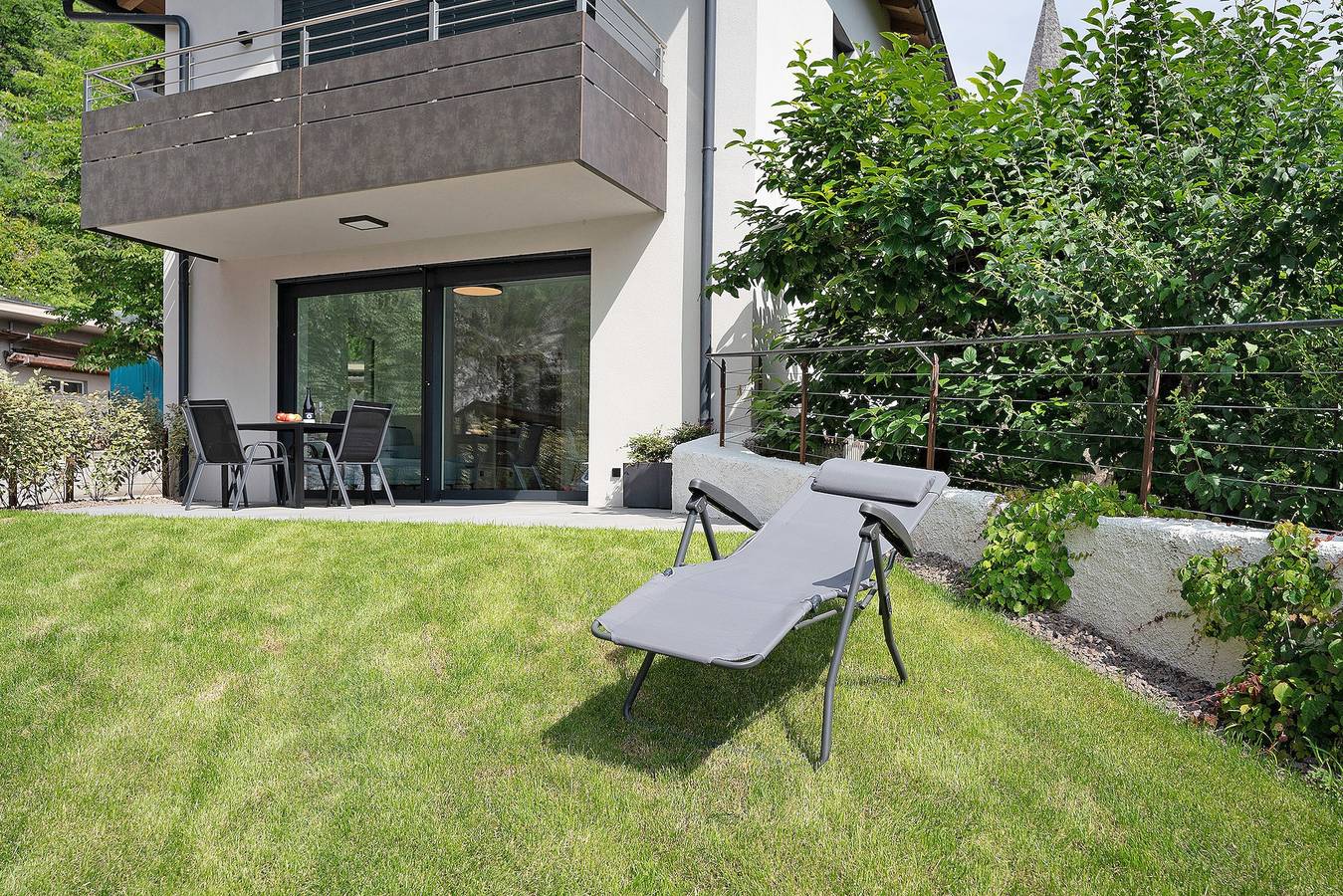 Entire apartment, Apartment 'Haus Weinblick Apt 3' with Mountain View, Wi-Fi, and Air Conditioning in Margreid an der Weinstraße, Nonsberg Group
