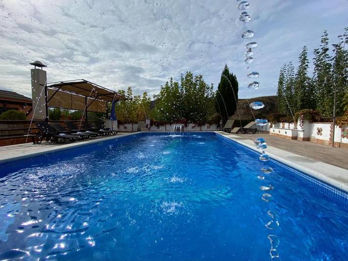 Casa rural para 10 personas, con piscina además de jardín y vistas en Villamena - 4