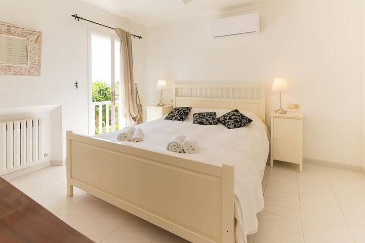 Finca für 6 Personen, mit Balkon und Garten in Portopetro - 4