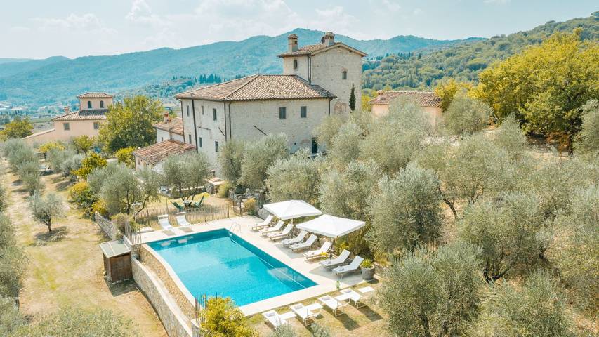 Villa für 16 Personen, mit Pool und Garten - 1