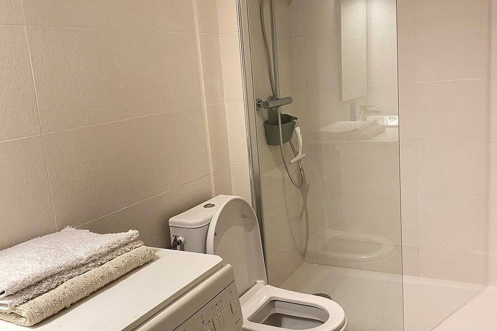Entire apartment, Beautiful apartment in Gigaro in a condominium with swimming pool and tennis courts in Gigaro, La Croix-Valmer