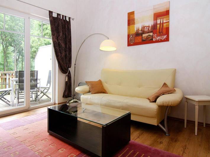 Ferienpark für 4 Personen, mit Sauna und Pool sowie Balkon in der Rostocker Heide - 3