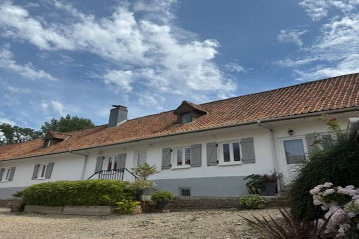 Location de vacances pour 14 personnes, animaux acceptés à Saint-Michel-sous-Bois