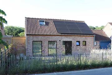 Gîte pour 6 personnes, avec terrasse et jardin, animaux acceptés à Zonnebeke