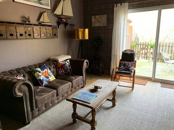 Gîte pour 3 personnes, avec Terrasse et Jardin à Les Hautes-Rivières