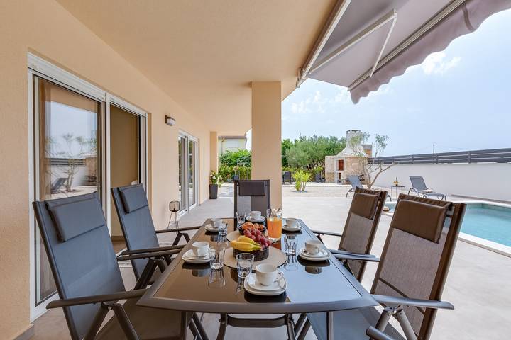 Villa pour 8 personnes, avec jardin et piscine à Biograd na Moru - 2