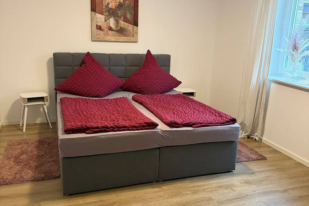 Ganze Wohnung, Modernes Apartment/2-Zimmer, Neubau 85 m² in Porta Westfalica, Kreis Minden-Lübbecke
