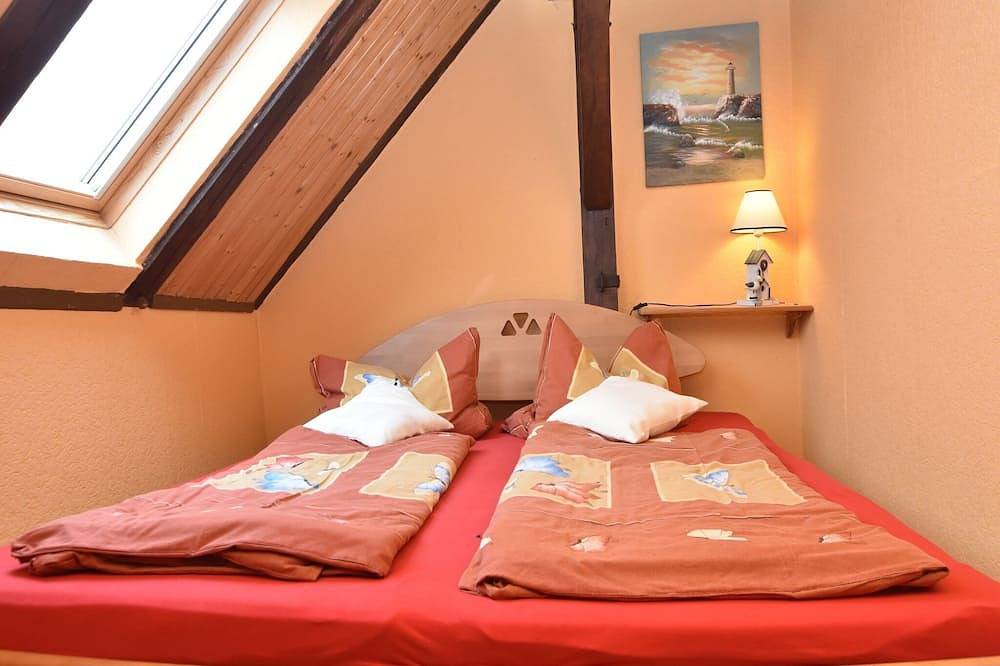 Ganze Wohnung, Landhaus Ferienwohnung in Gorow in Satow, Rostock und Umgebung
