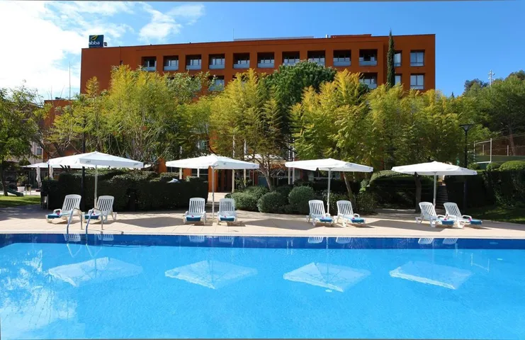 Hotel para 10 personas, con sauna además de terraza y jardín - 1
