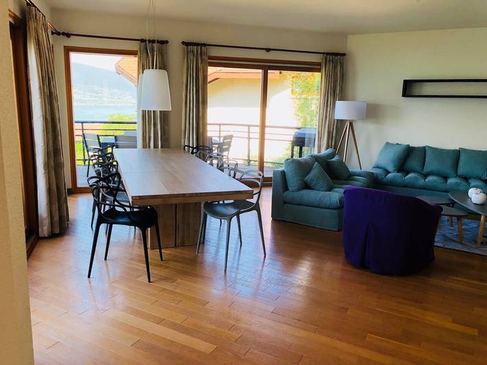Location de vacances pour 8 personnes, avec vue sur le lac et terrasse dans Talloires-Montmin - 4