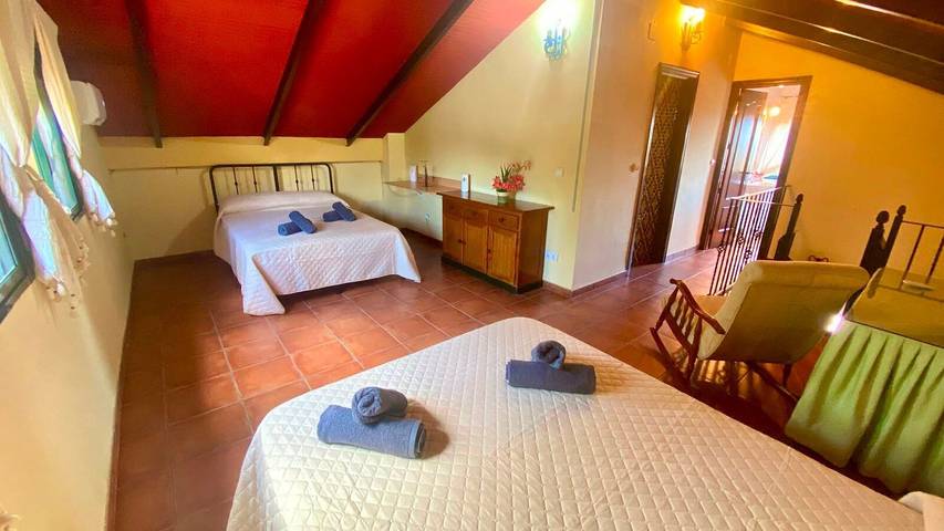 Casa rural para 12 personas, con Balcón/Terraza y Piscina en Hornachuelos - 4