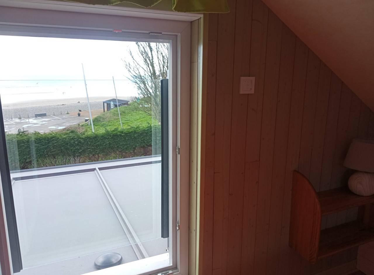 Maison située à 30 mètres de la mer in Plouha, Côte de Goëlo