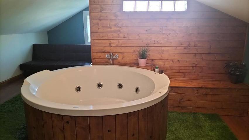 Casa rural para 2 personas, con Jacuzzi además de Terraza y Vistas en Provincia de Madrid - 2