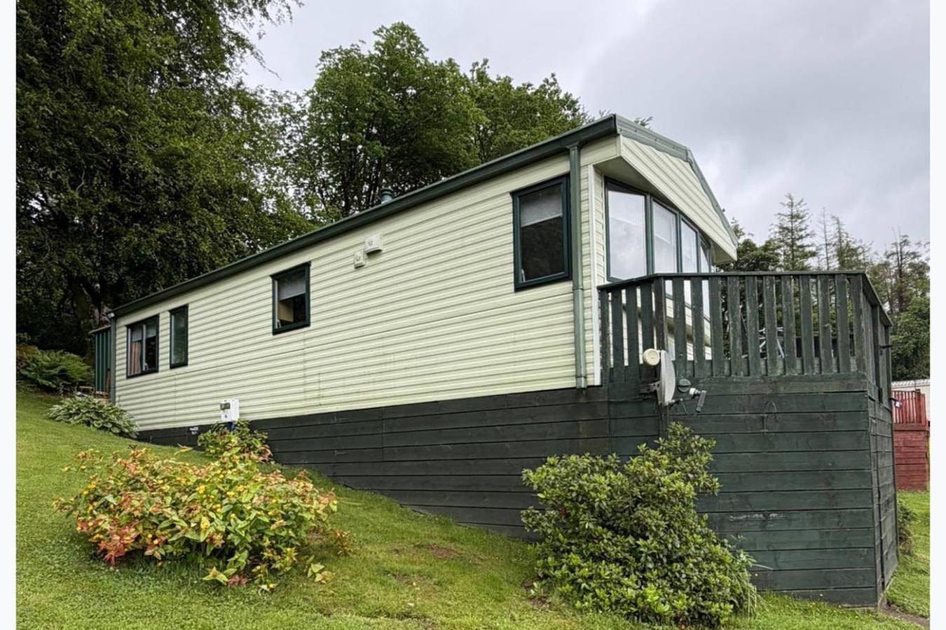 Family & Dog Friendly 2-Bed Caravan, Sleeps 6 in Dumfries und Galloway