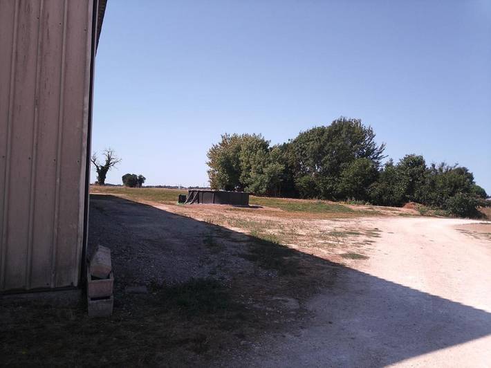 Location de vacances pour 4 personnes, avec piscine et jardin à Corme-Royal - 3