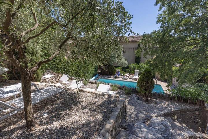 Maison d’hôte pour 2 personnes, avec sauna et jacuzzi ainsi que piscine et jardin dans le Vaucluse - 2