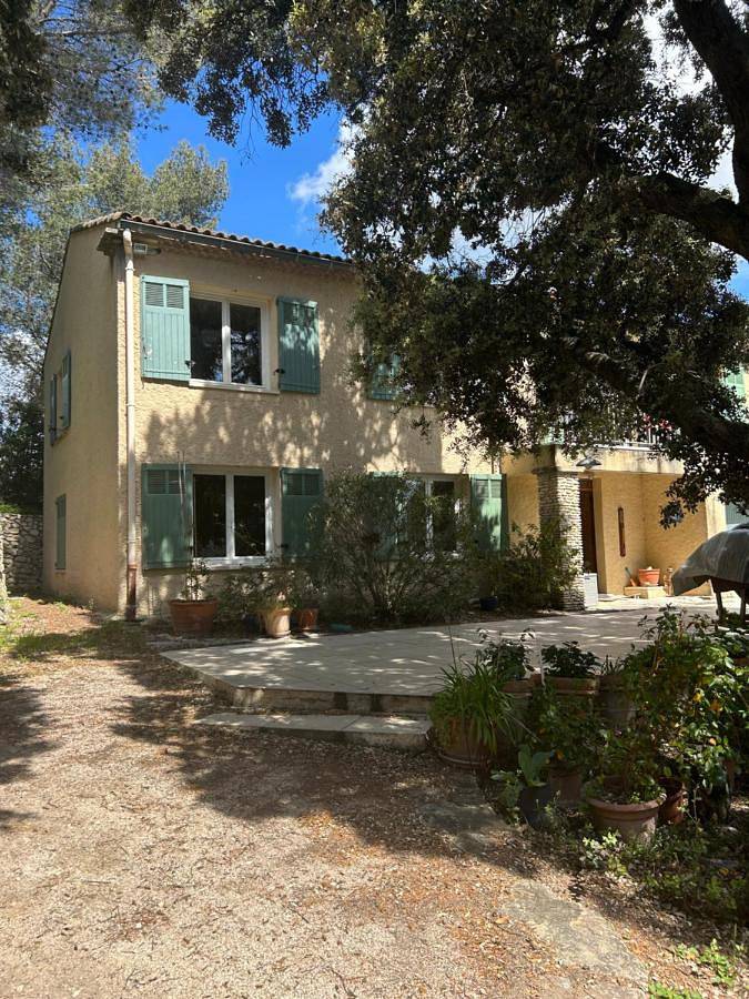 Double Room in Villeneuve-lès-Avignon, Région de Nîmes