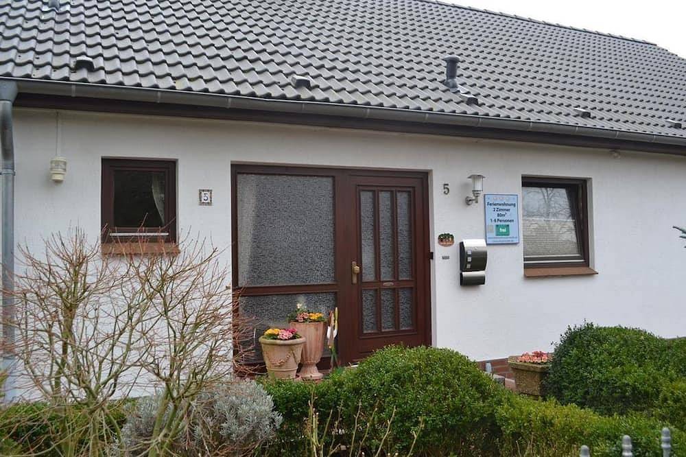 Ganze Wohnung, Haus hinter dem silbernen Zaun - Ferienwohnung/2 Schlafräume/Dusche, Wc in Mölln, Kreis Herzogtum Lauenburg