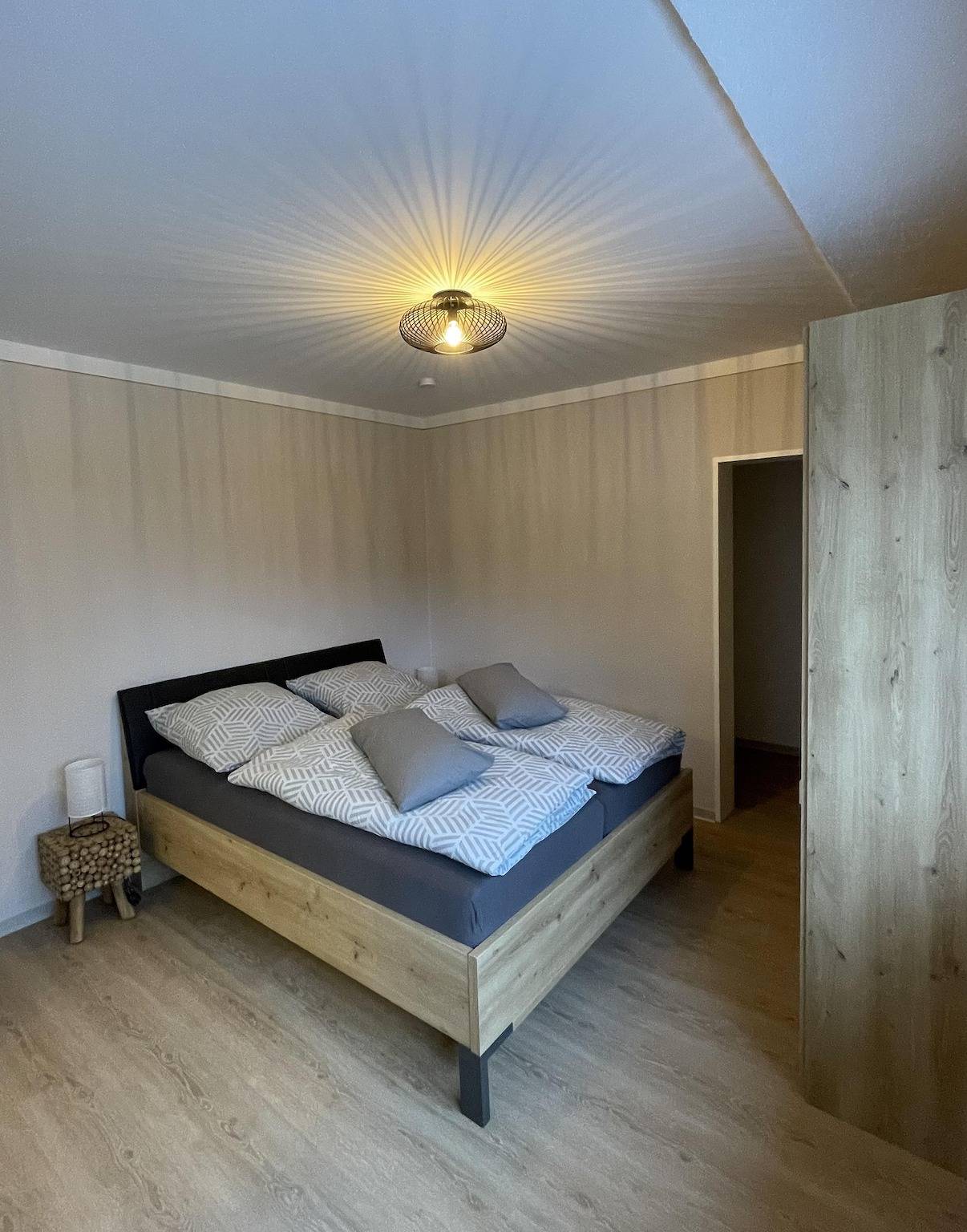 Ganze Ferienwohnung, Appartement/Fewo, Dusche und Bad, Wc, 2 Schlafräum in Waldbreitbach, Rheinland-Pfalz