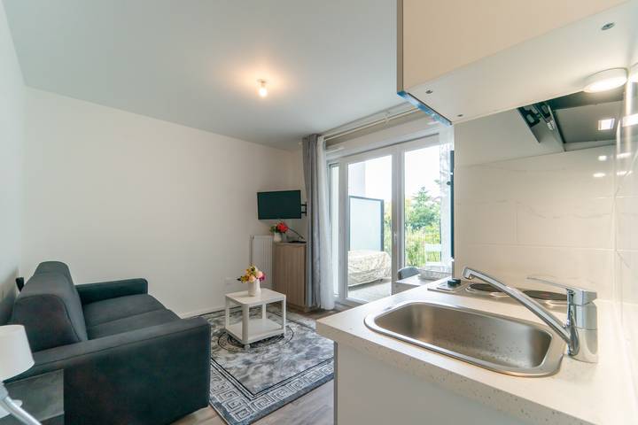 Appartement entier, Moulin à Vent A03 - Studio avec terrasse in Bondy, Seine-Saint-Denis