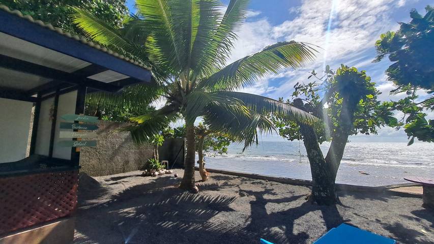 Location de vacances pour 10 personnes, avec balcon et jardin, animaux acceptés dans Tahiti - 2