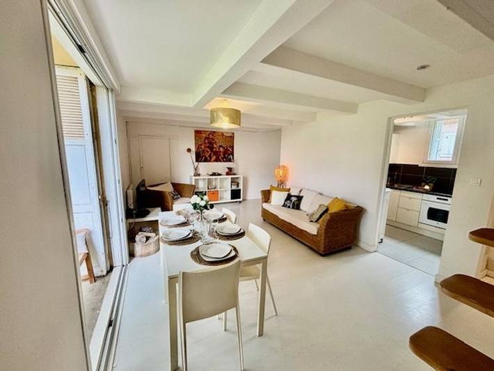 Apartamento entero, Apartamento familiar y tranquilo en el centro de Porquerolles - 6 pers. in Hyeres, Costa mediterránea (Francia)